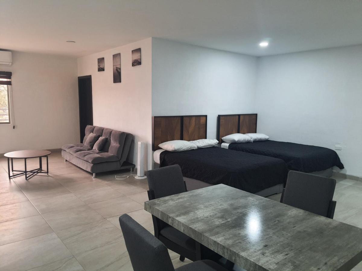 Life Apartment Rocky Point Exterior photo
