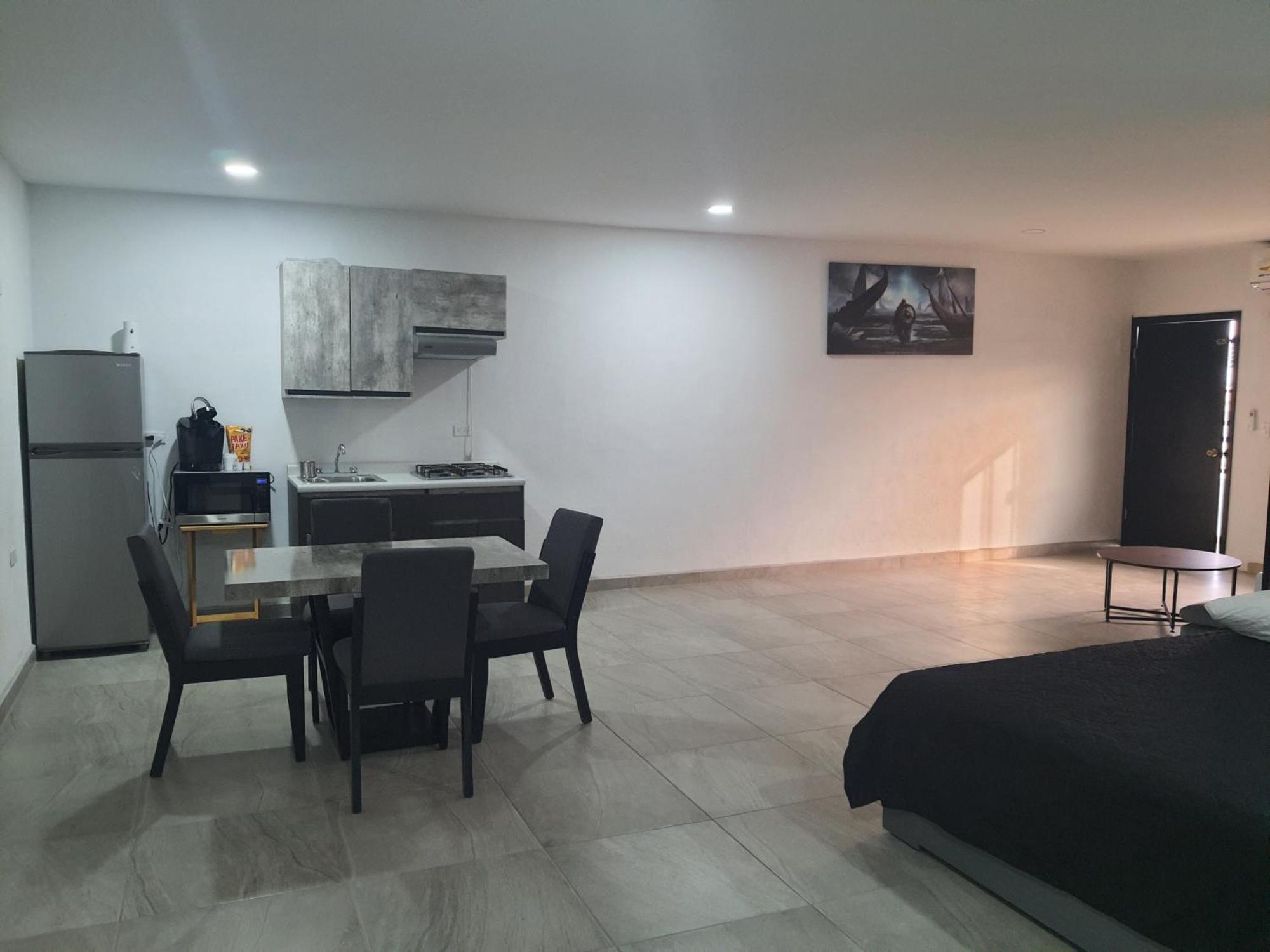 Life Apartment Rocky Point Room photo